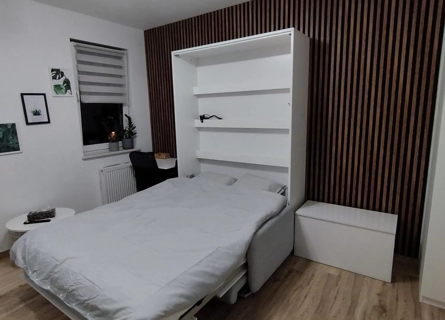 Apartment Piastow Luna Room Poland
